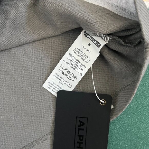 Alphalete Heavy Cotton Cutoff Full Length Tank - Concrete | SMALL | NWT - Picture 4 of 4